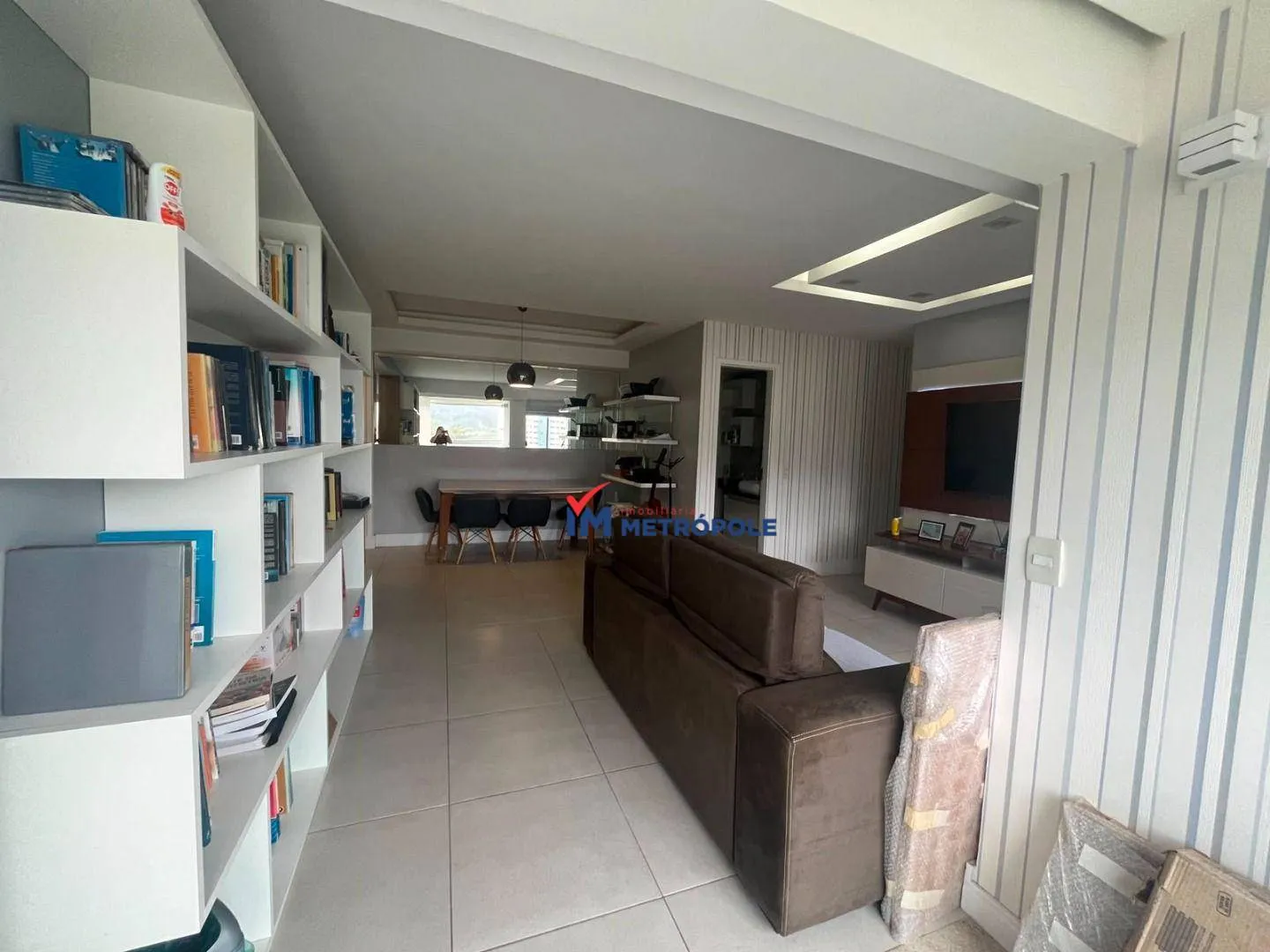 Furnished apartment with 3 bedrooms and an American-style kitchen 72 m² — photo 26