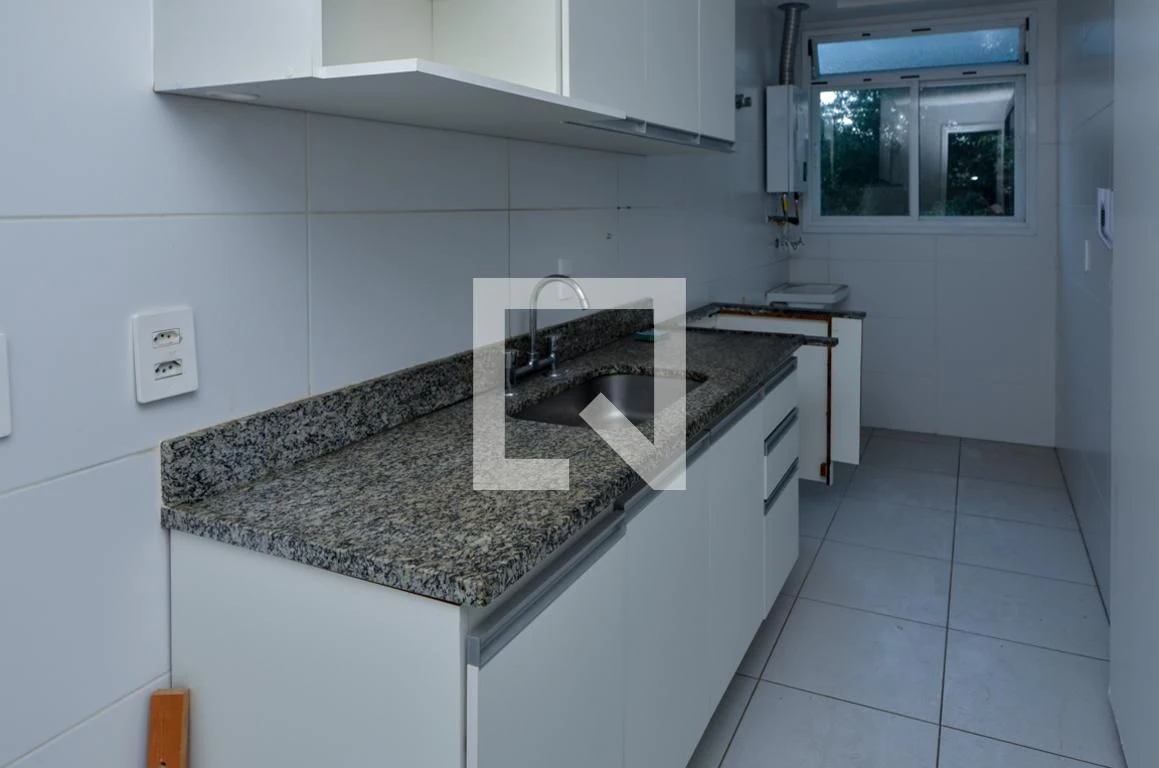 Furnished apartment, 90 m², with a grill on the balcony — photo 63