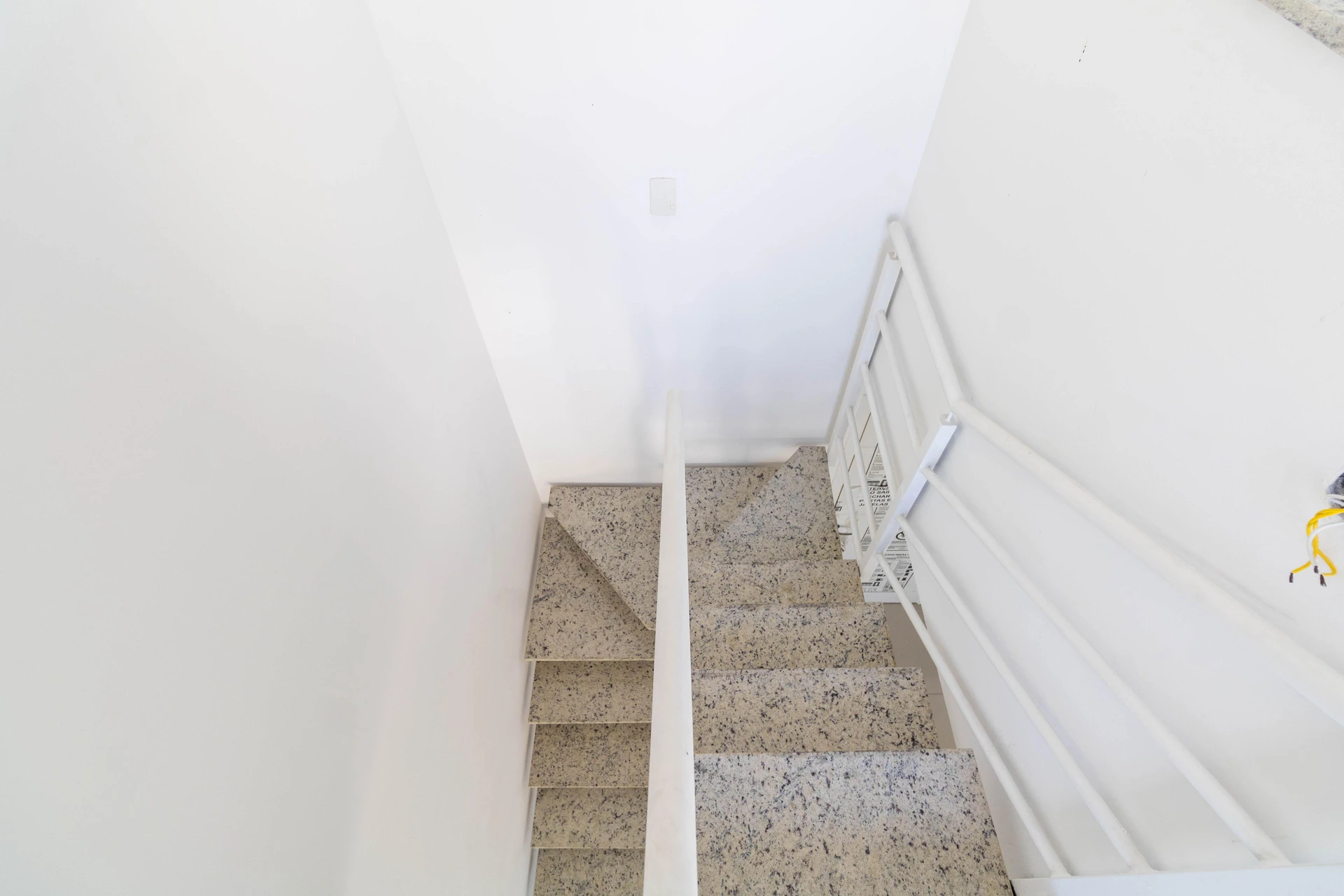 Apartamento mobiliado com 3 quartos e varanda envidraçada — photo 5