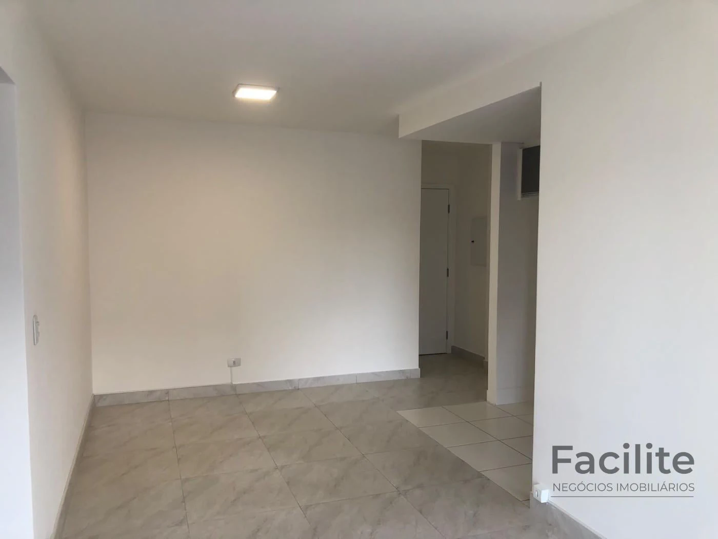2-bedroom apartment with a washing machine — photo 13