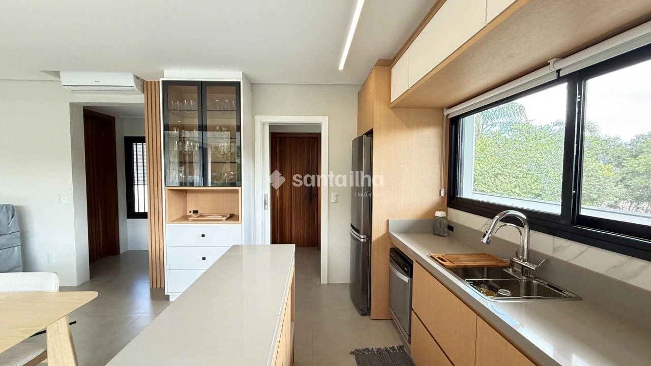 Furnished house, 158 m², with a mountain view — photo 2