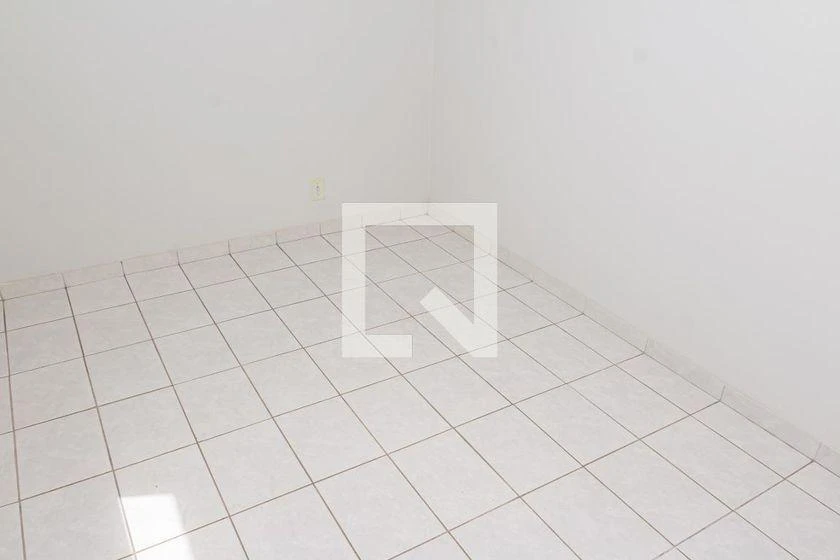 Apartamento de alquiler con 2 dormitorios y 1 baño — photo 33