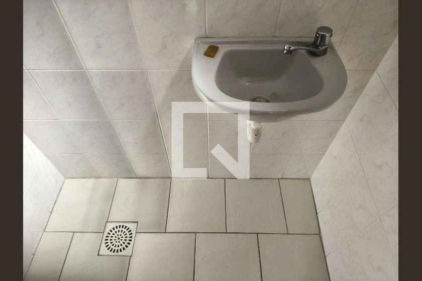 88 m² rental apartment with 2 bedrooms and balcony — photo 44