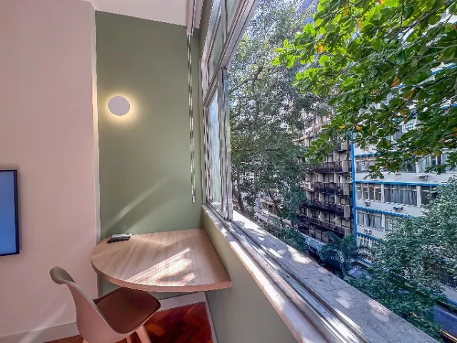 One-bedroom apartment with a washing machine — photo 8