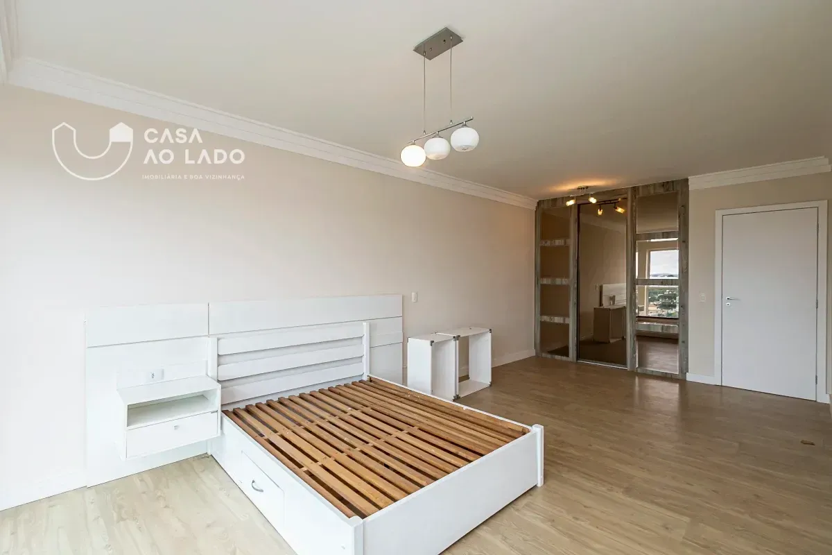 Furnished apartment, 282 m², with a bathtub — photo 31