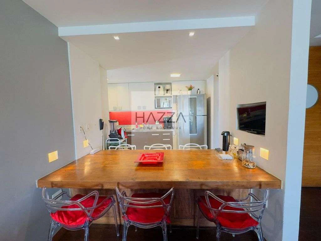Furnished 313 m² apartment with 3 suites and private balcony — photo 2