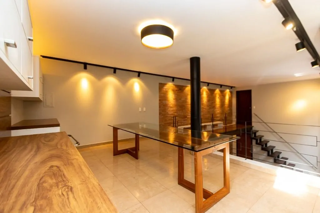 Casa industrial sin amueblar con 3 dormitorios y 890 m² — photo 38