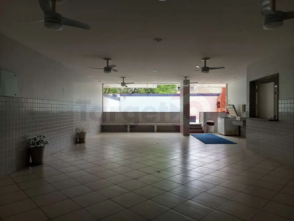Home office in a 4-bedroom apartment, 230 m² — photo 48