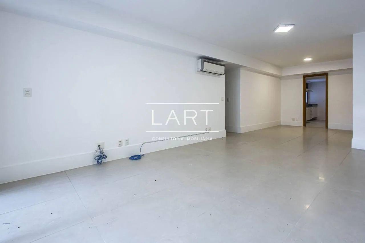 4-bedroom apartment, 2 with their own bathrooms, 193 m² — photo 5