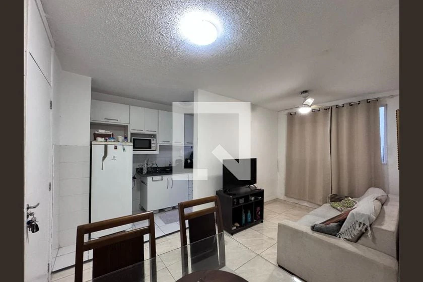 Furnished house with 2 bedrooms and 46 m², no parking — photo 2