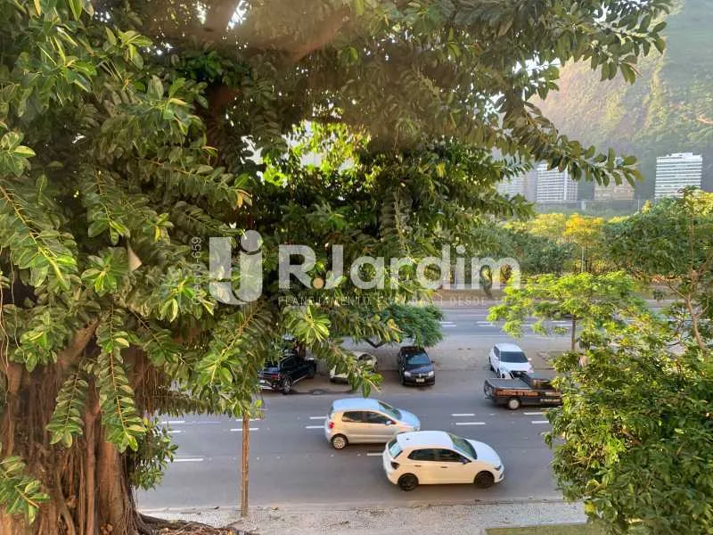 One-bedroom, 55 m² apartment in Rio de Janeiro — photo 26