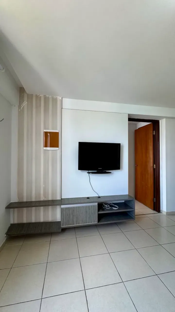 One-bedroom apartment with a washing machine — photo 13