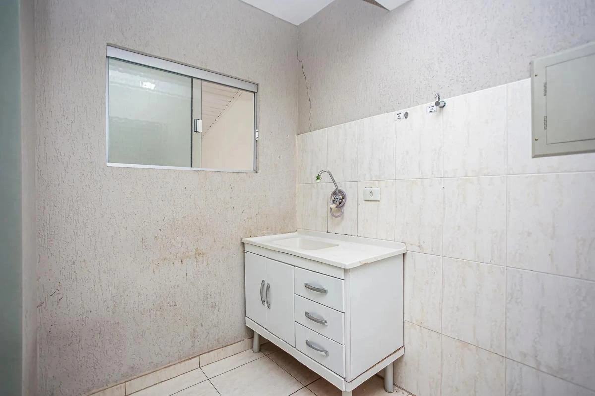 Apartamento com piso de madeira ou laminado, Cabral — photo 23