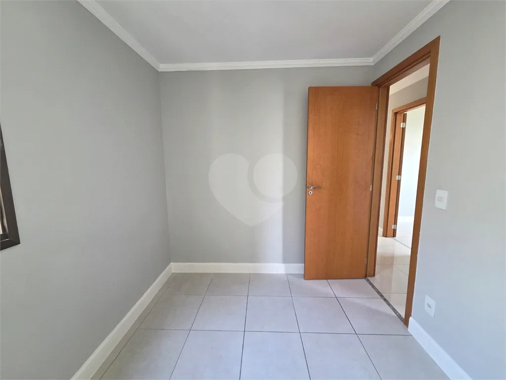 Duplex penthouse with 4 bedrooms and 3 parking spots — photo 13