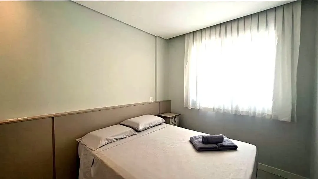 Apartamento amueblado de 70 m² con 2 dormitorios y balcón — photo 3