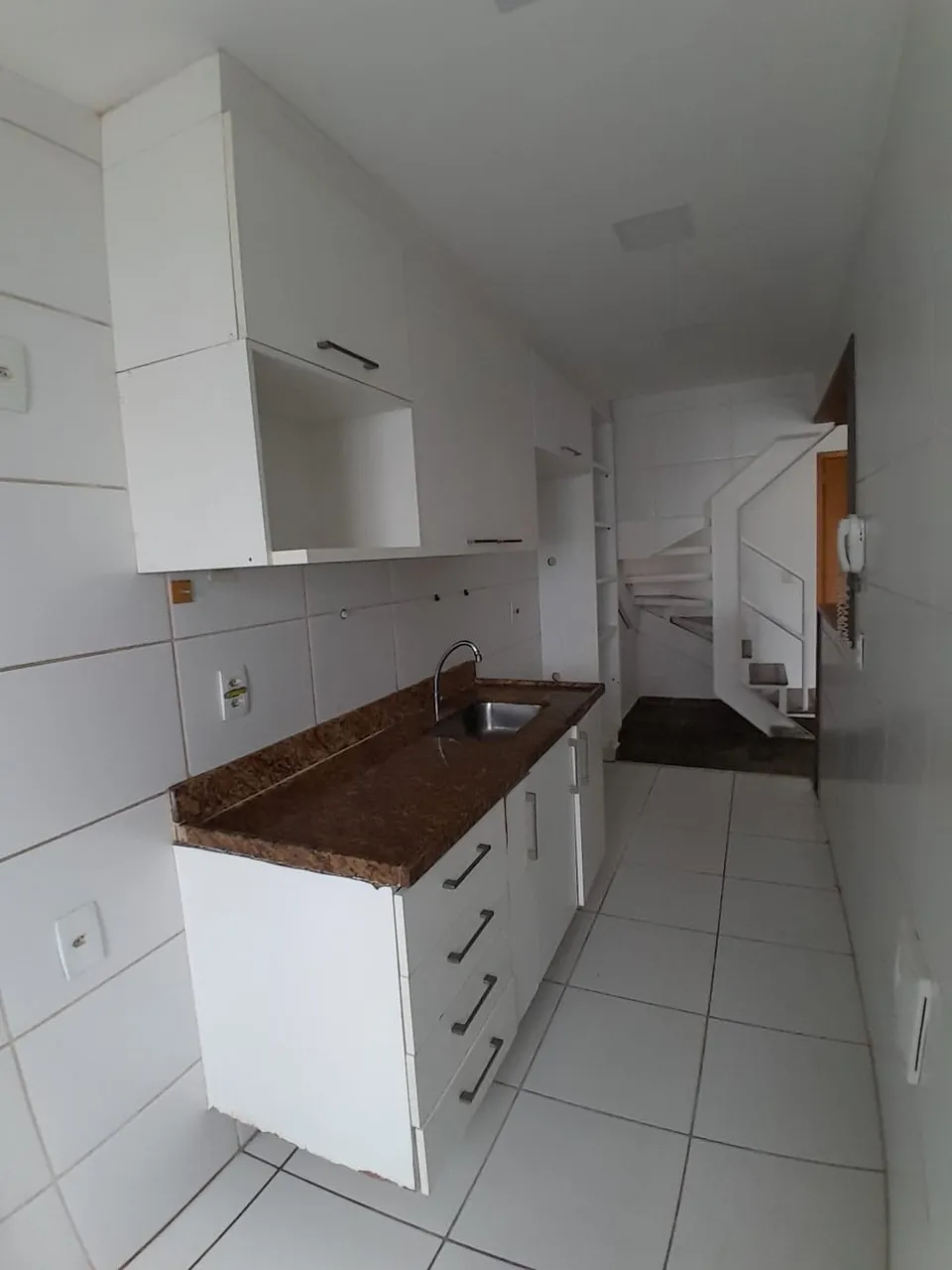 Apartment with 3 bedrooms and 2 bathrooms — photo 2