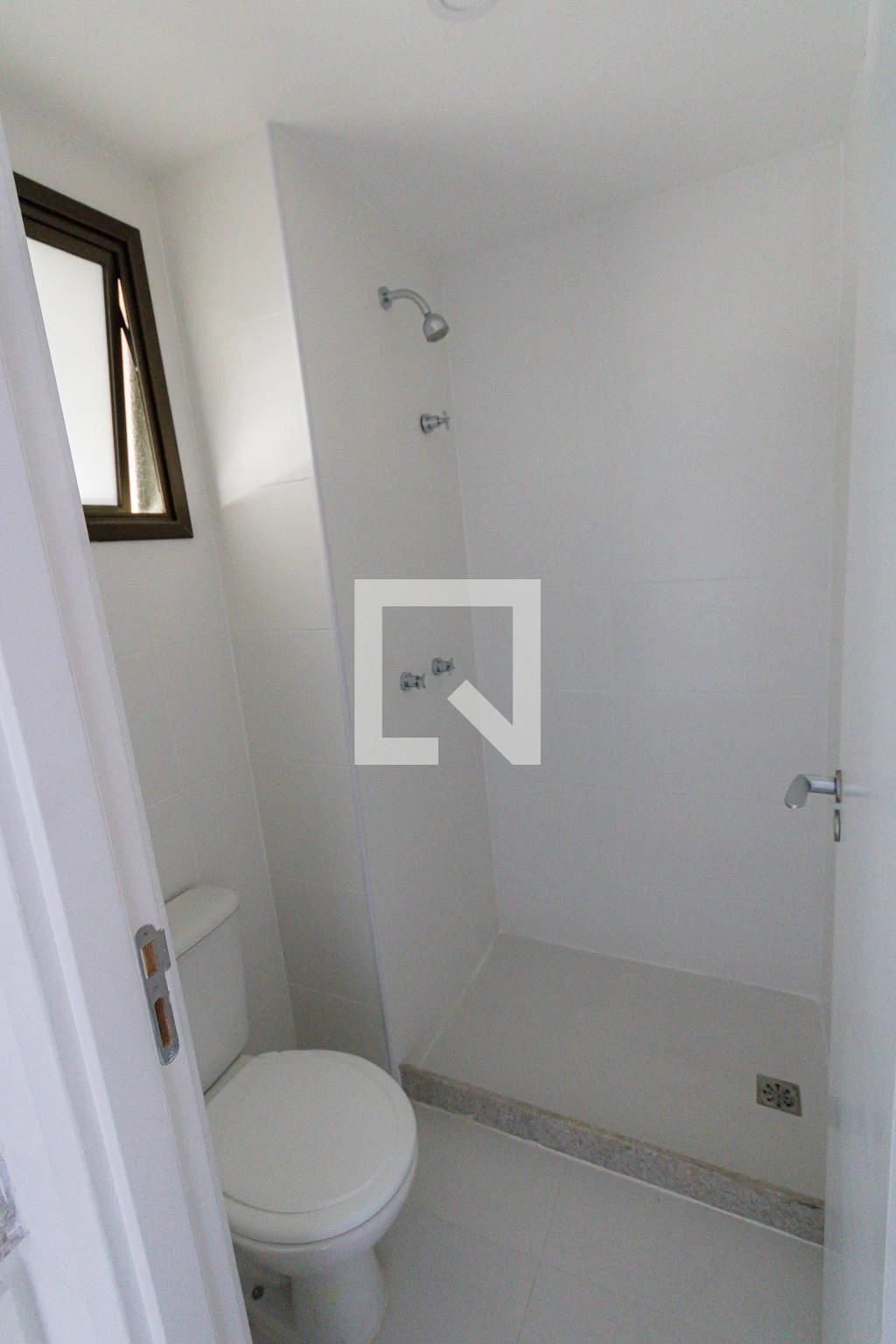 One-bedroom apartment with a mountain view in Rio de Janeiro — photo 38