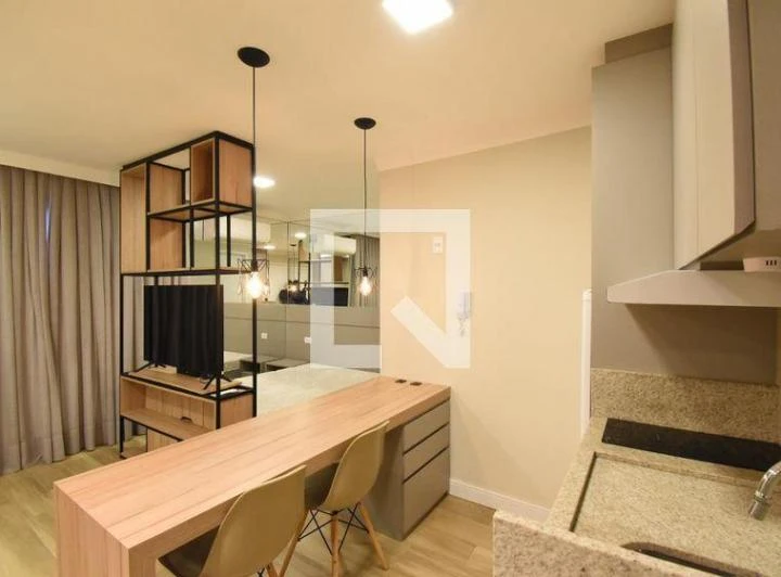 Furnished 1-bedroom apartment with open-plan kitchen