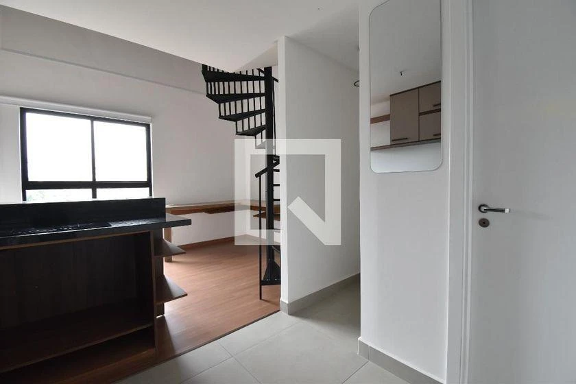 Квартира 35 м² з пральною машиною та балконом із грилем — photo 10