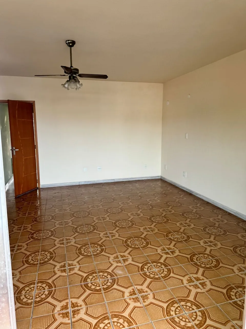 Rental apartment with 3 bedrooms and a balcony — photo 7