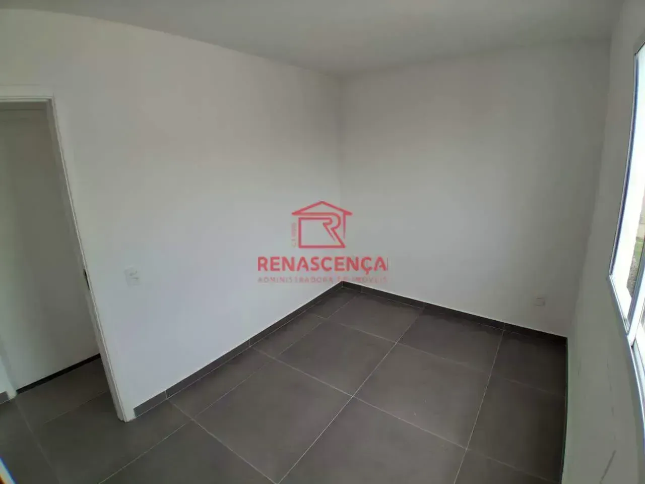 2-bedroom apartment with 1 parking spot and gas stove — photo 11