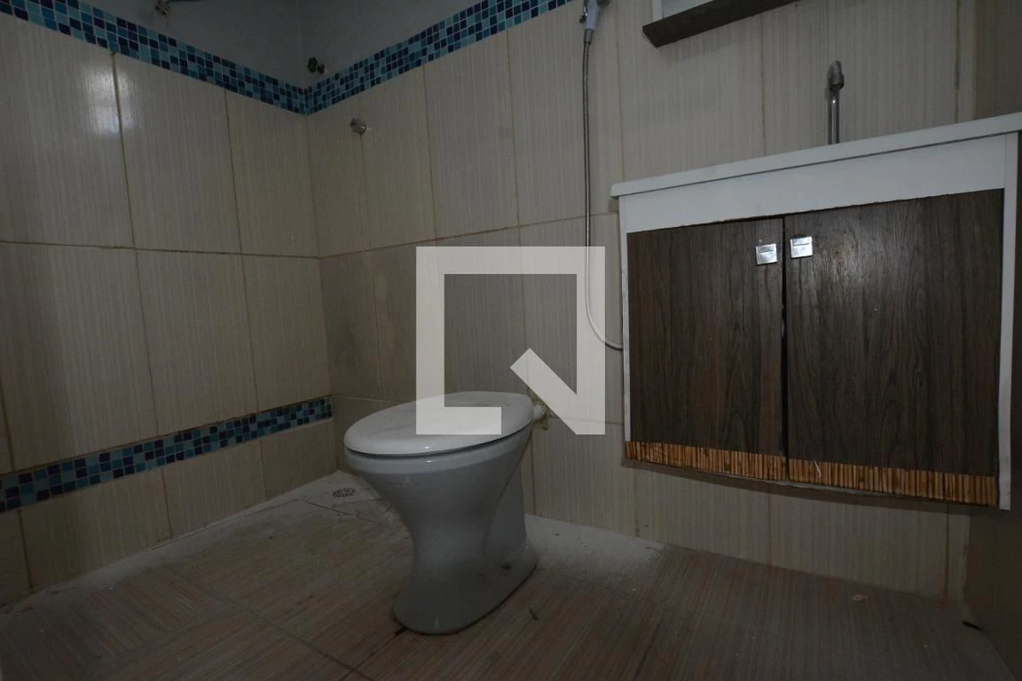 Unfurnished 2-bedroom apartment with private BBQ balcony — photo 2