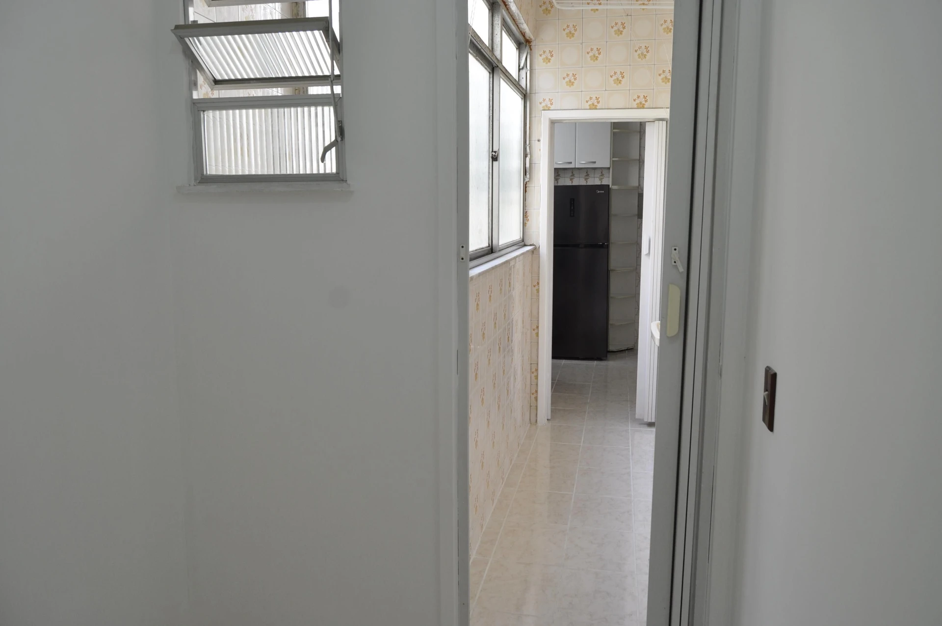 Rental apartment with 2 bedrooms and 1 parking spot — photo 33