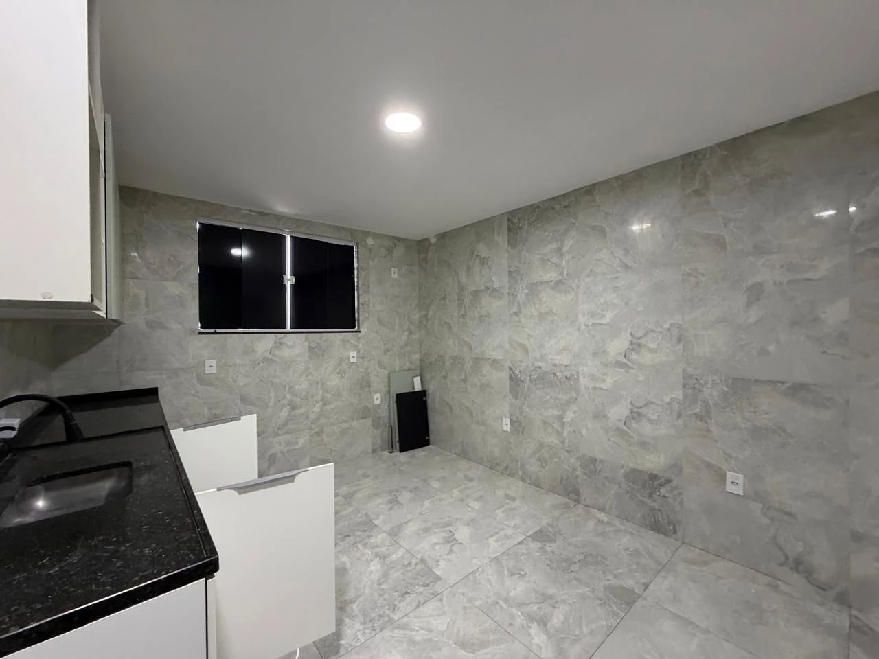 Casa em condomínio com 5 quartos e cozinha integrada — photo 22