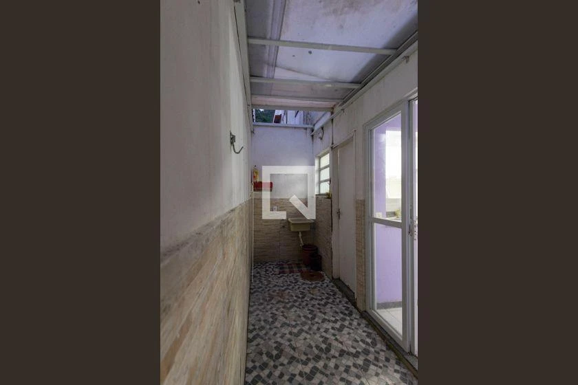 2-bedroom house with a walk-in closet in Rio de Janeiro — photo 22