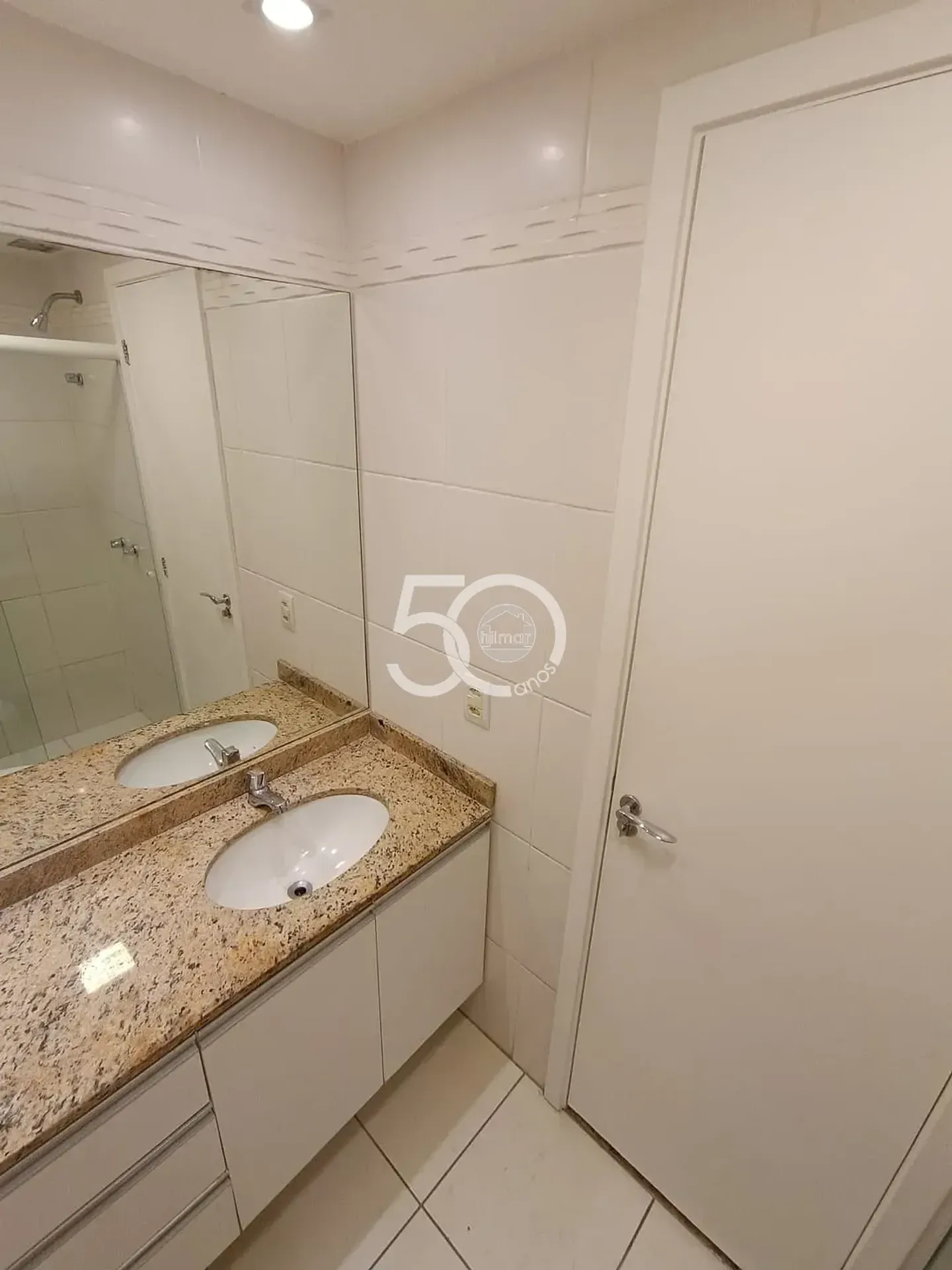 69 m² apartment with 2 bedrooms, balcony and 1 en-suite — photo 50