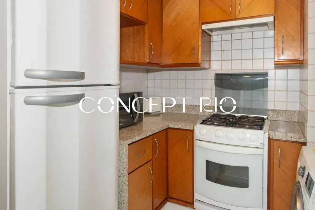 Apartamento amueblado con 2 dormitorios y balcón — photo 18