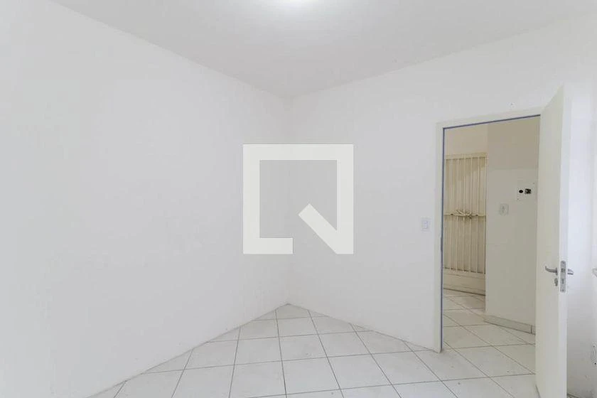 1-bedroom apartment with a glass shower enclosure — photo 19