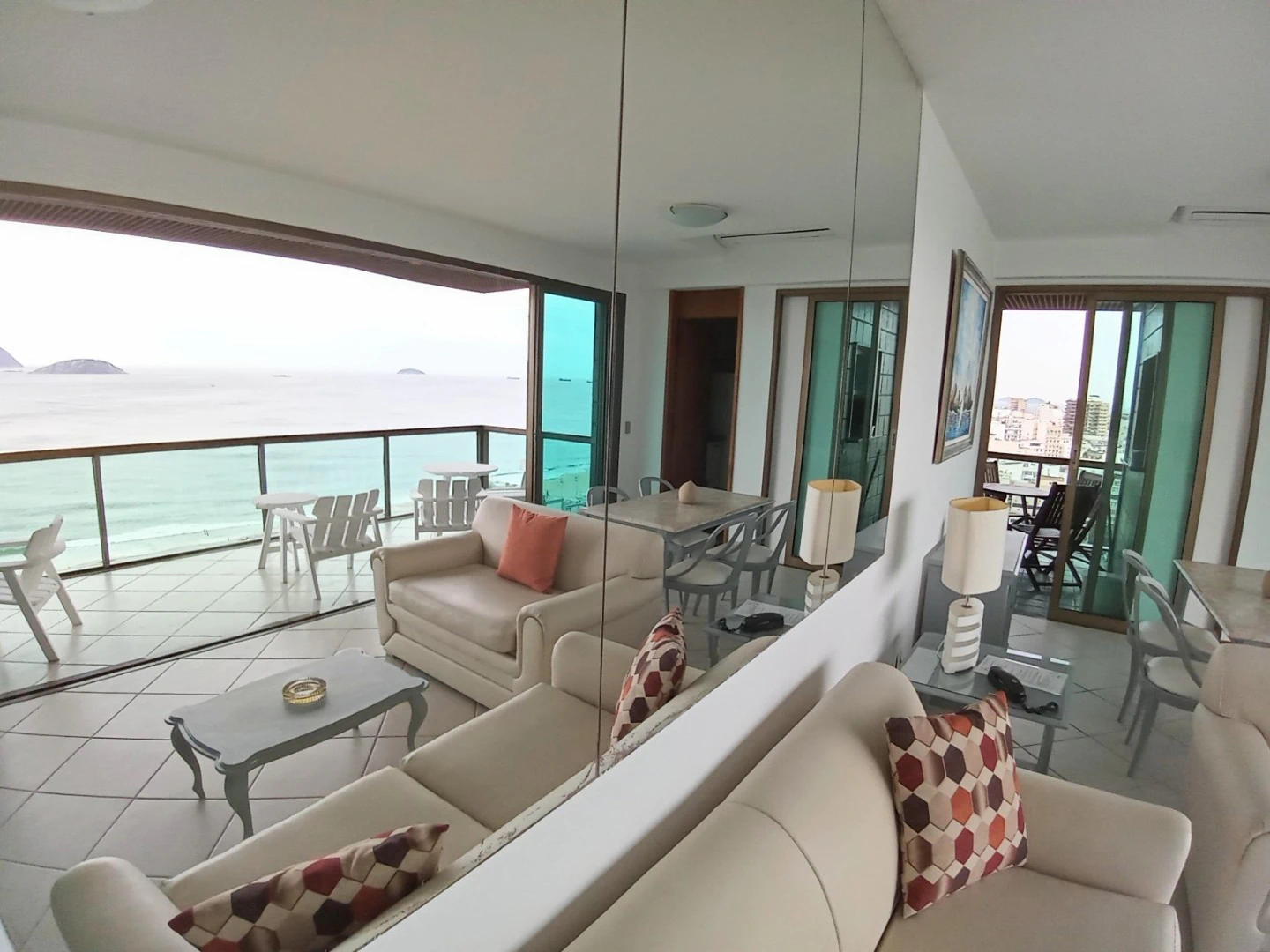 Furnished 2-bedroom apartment with 2 en-suites and balcony — photo 9