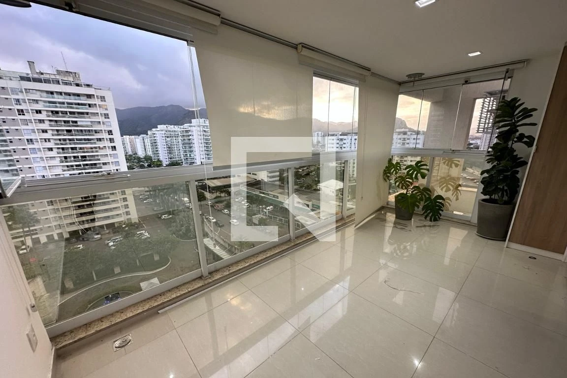 Apartamento com 3 quartos, suíte e varanda — photo 10