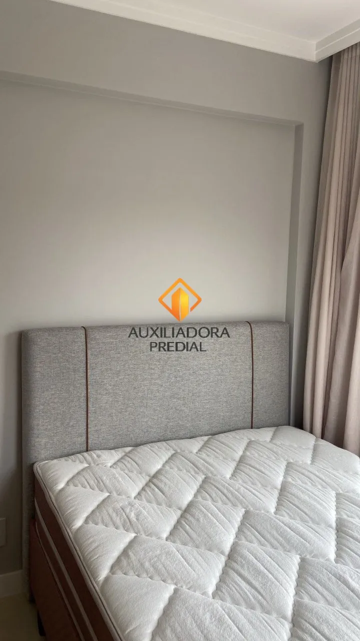 Furnished 2-bedroom apartment with a balcony — photo 3
