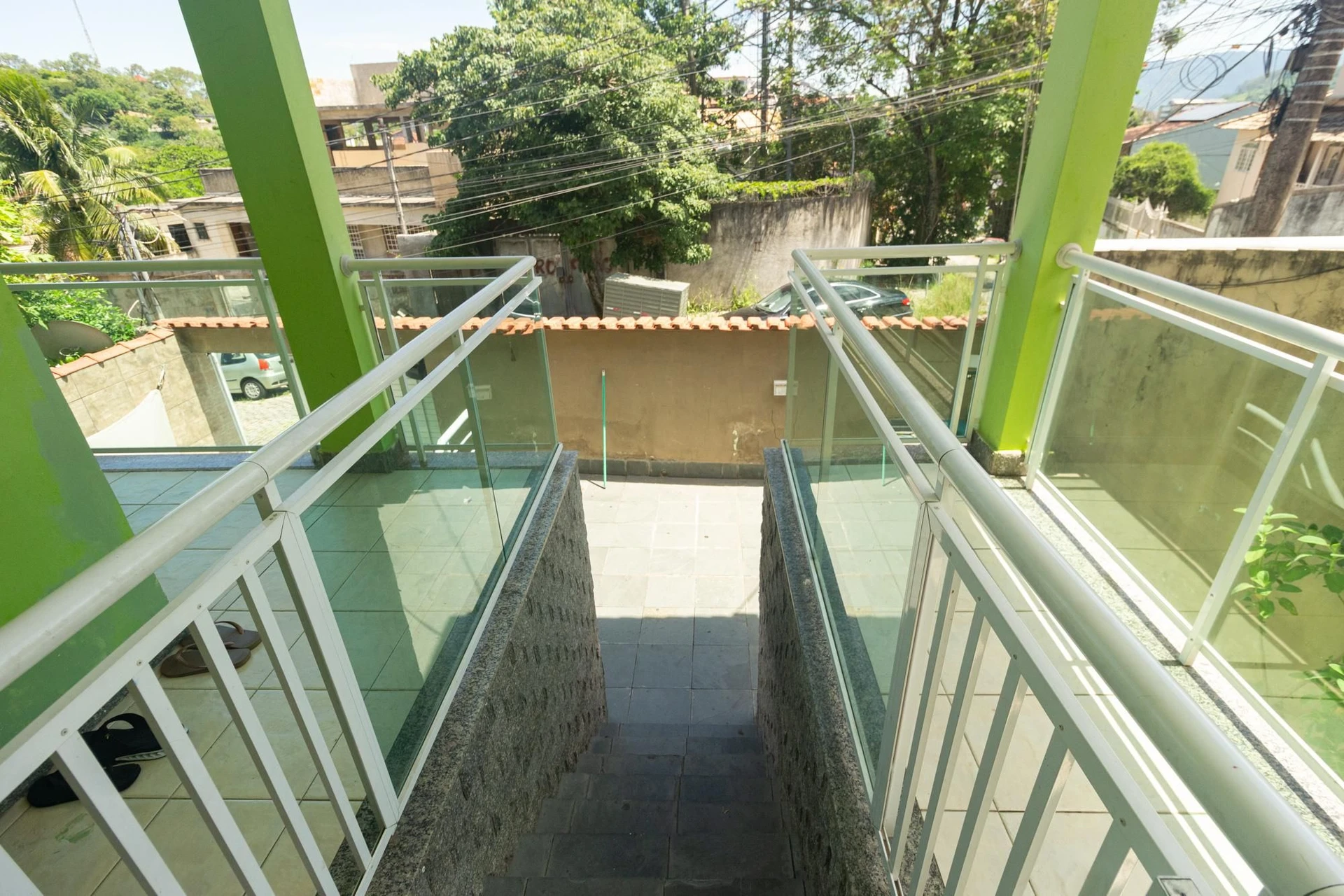 Casa amueblada de 2 dormitorios con parrilla en el balcón — photo 38