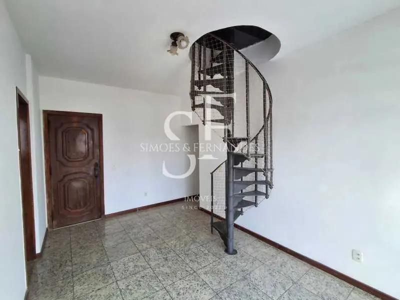 Unfurnished apartment with 3 bedrooms and 2 parking spots — photo 16