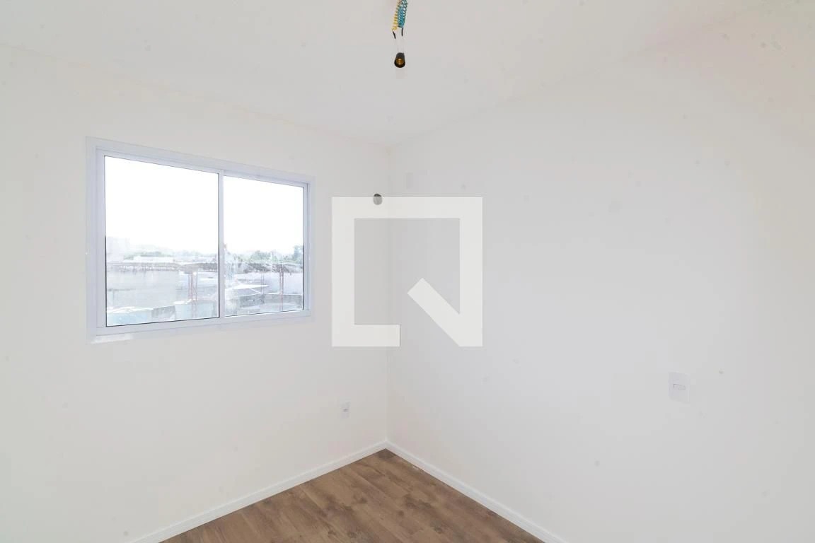 2-bedroom apartment with 1 bathroom, no parking — photo 31