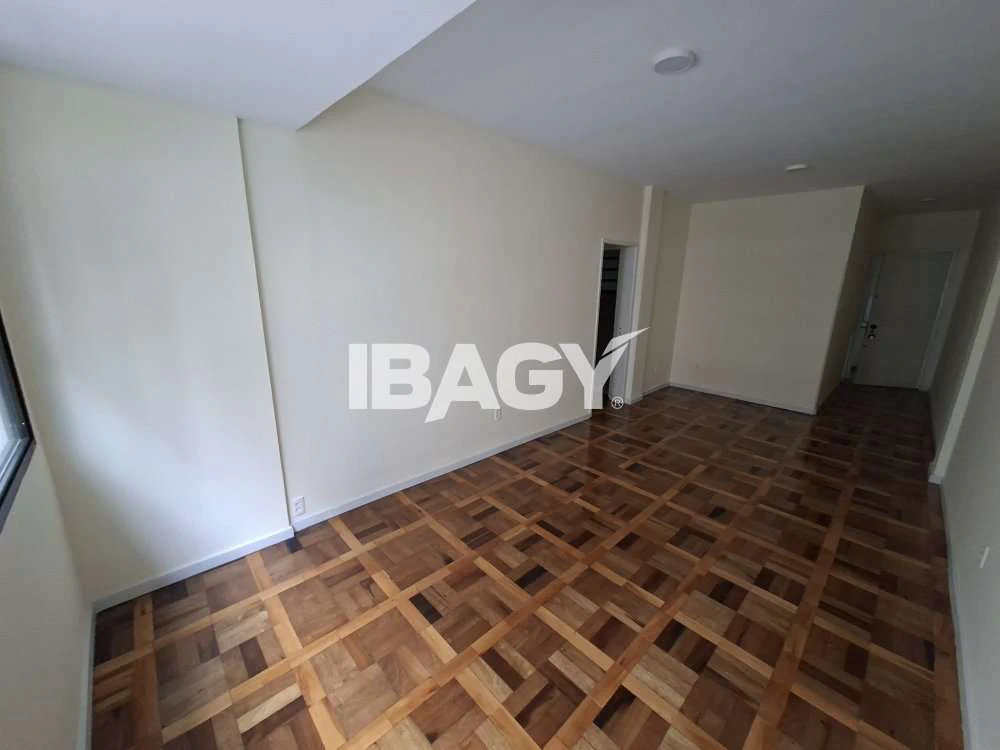 Apartamento de 90 m² con 3 dormitorios y área de servicio — photo 5