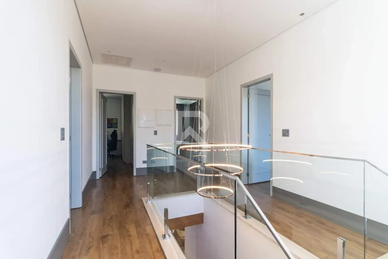 House with 4 en-suite bedrooms and private BBQ — photo 15