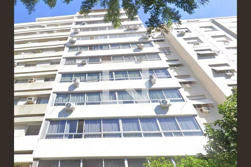 Apartamento de 120 m² com box de vidro no banho — photo 44