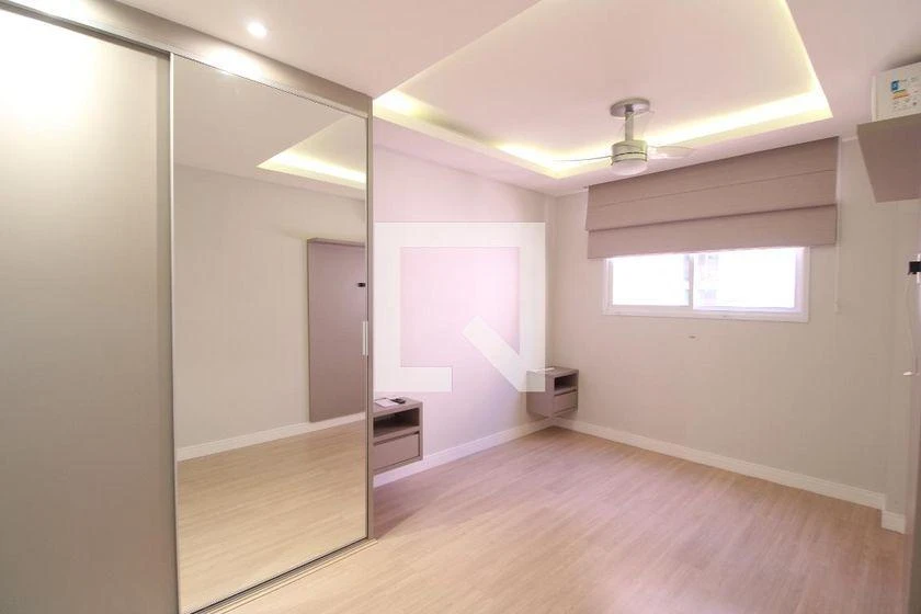 Home office in a 2-bedroom apartment, 74 m² — photo 13
