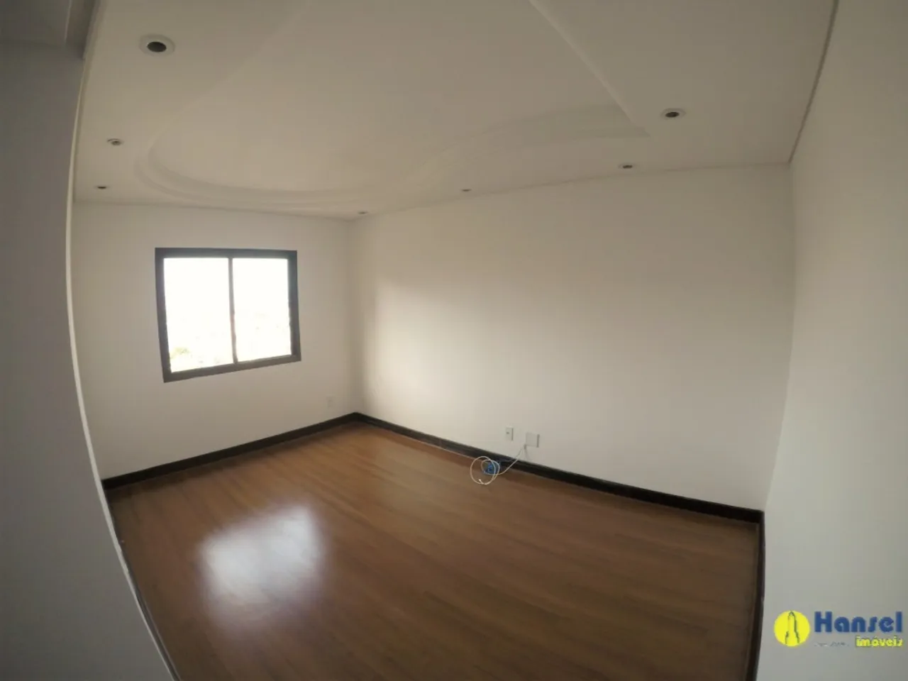Apartamento de 3 quartos com cozinha a gás e varanda fechada — photo 19
