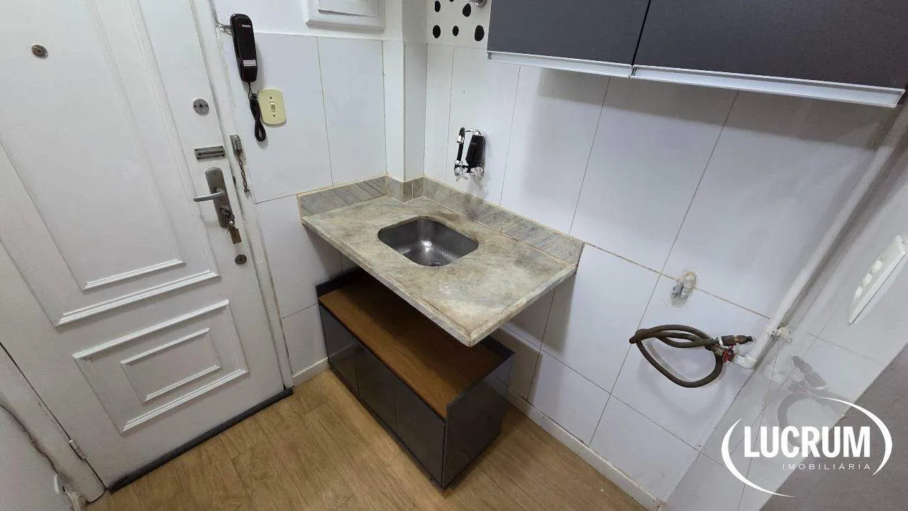 Apartamento de 1 quarto com banheiro e banheira — photo 5