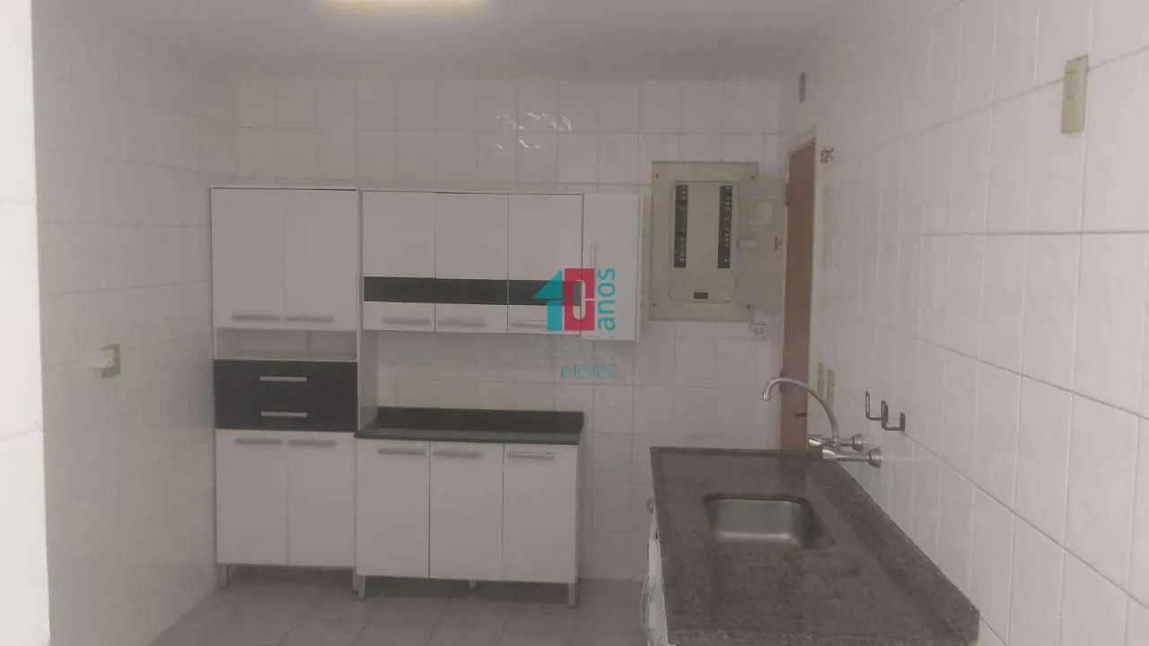 Penthouse with 3 bedrooms, 1 bathroom and balcony grill — photo 10