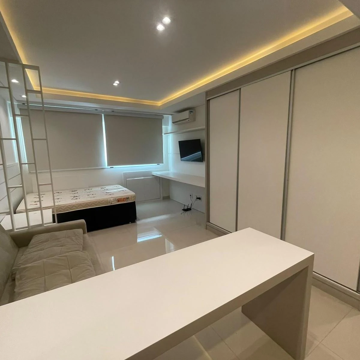Змебльована квартира 30 м² з 1 спальнею — photo 3