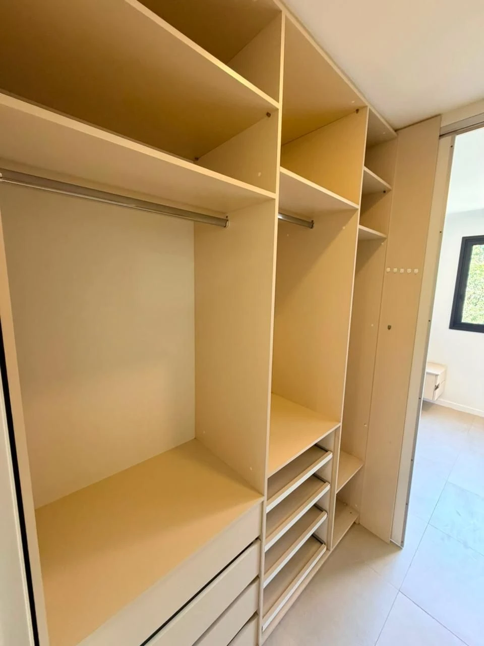 Apartamento com varanda e cozinha integrada a gás — photo 27