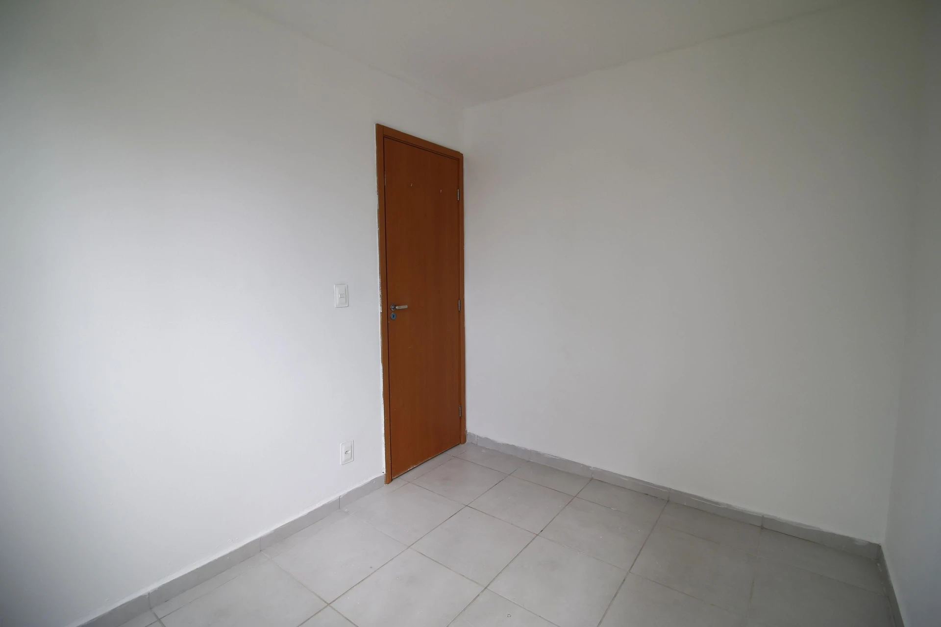2-bedroom apartment in a building with a pool — photo 19