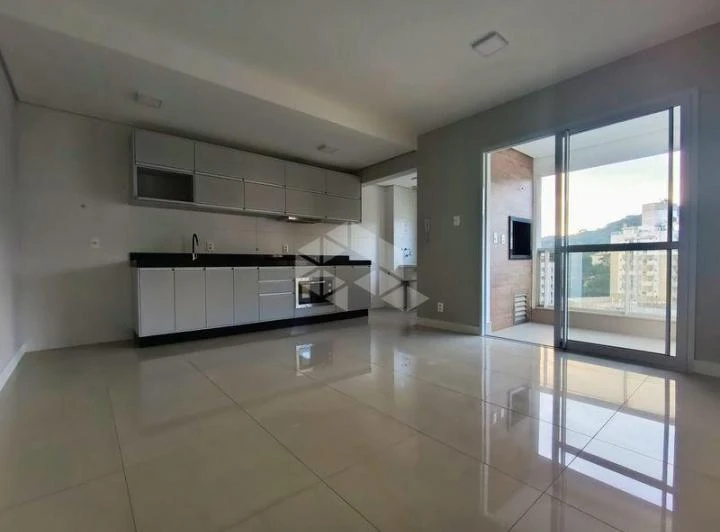 Квартира 80 м² с 2 спальнями и 2 ванными комнатами — photo 2