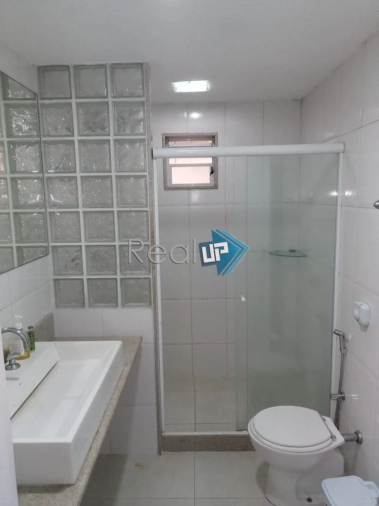 Apartamento com 4 quartos e varanda — photo 31